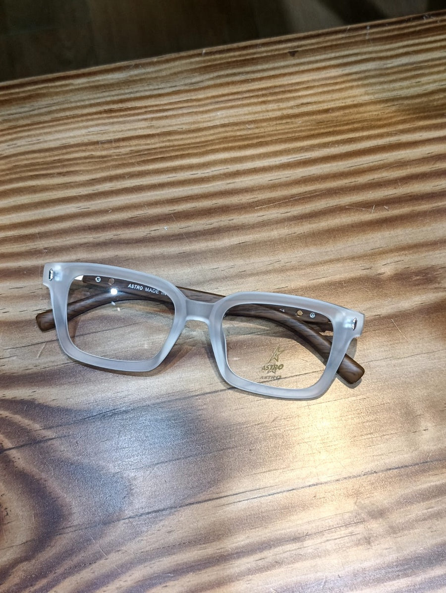 Wood arms glasses